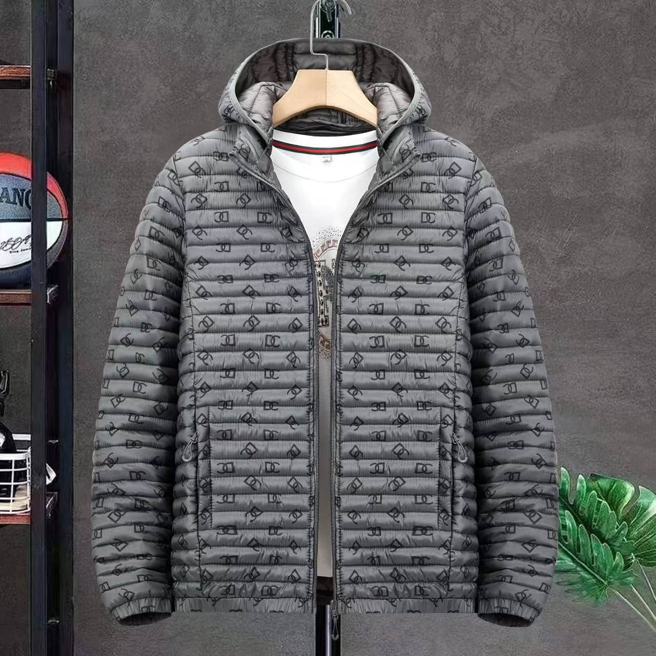 کاپشن اسپرت طرح پر DCکد 082 11566