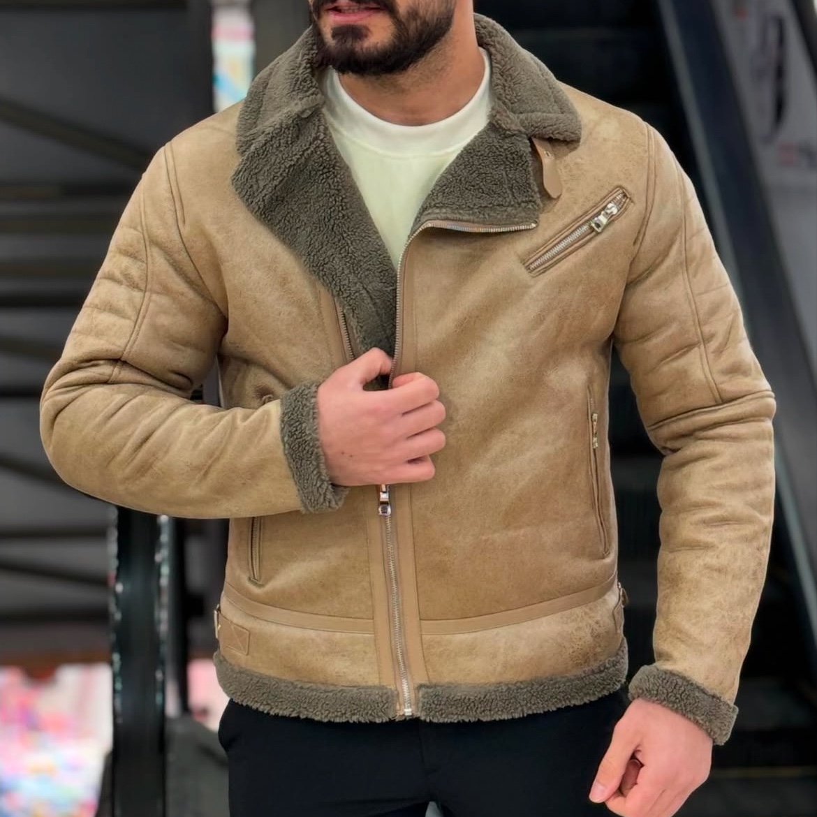 کاپشن چرم جیر خزدار بوفالو کد 3293